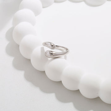 Asymmetrical Knot Ring 17mm