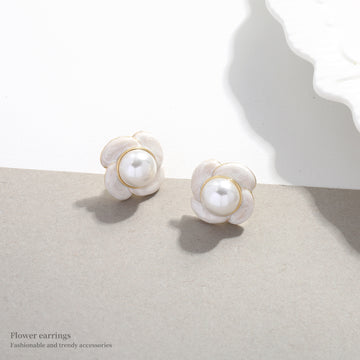Silver Pearl Bloom Studs