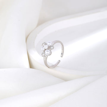 Silver Cluster Pearl and Crystal Ring 17mm