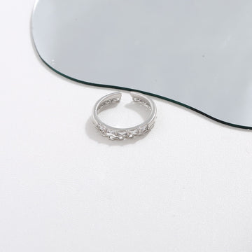 Petite Star Pattern Ring 17mm