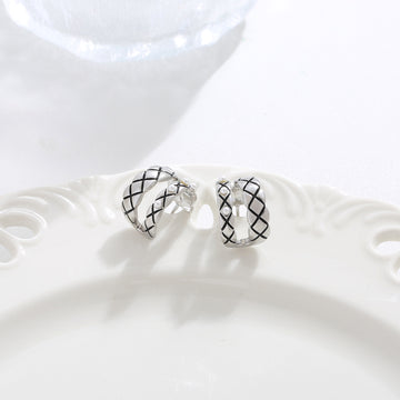 Black Etch Dome Hoops