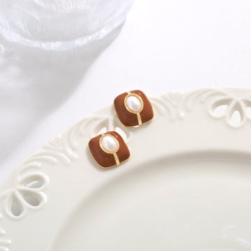 Glossy Brown Studs