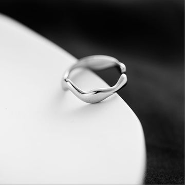 Ripple Twist Ring - Silver-17mm