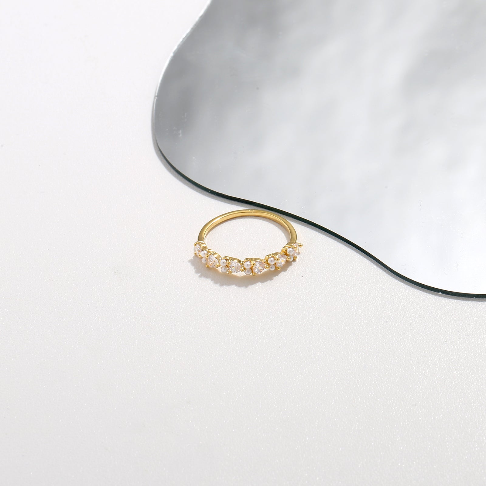 Dainty Pearl and Crystal Gold Ring 18mm