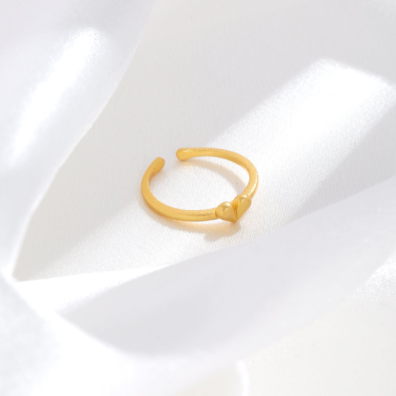 Sunbeam Twist Ring 17mm