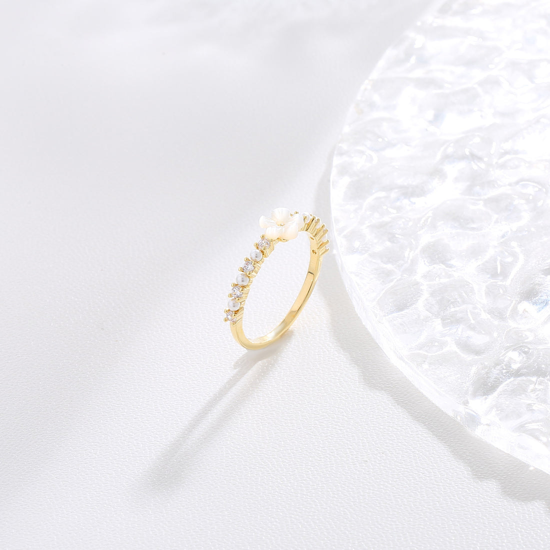 Dainty Solitaire Ring 17mm