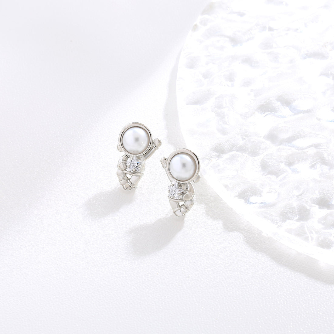Twinkling Halo Studs