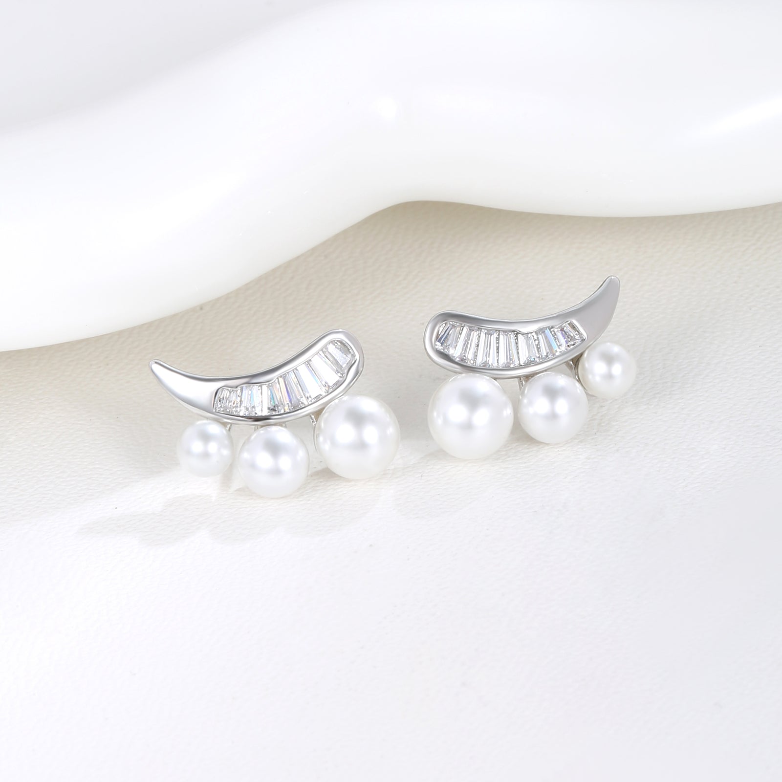 Triple Pearl Swirls