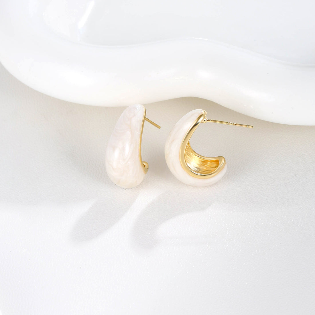 White Floral Drop Earrings