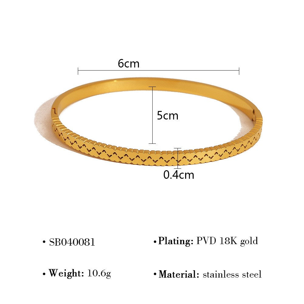 Braided Edge Gold Bracelet