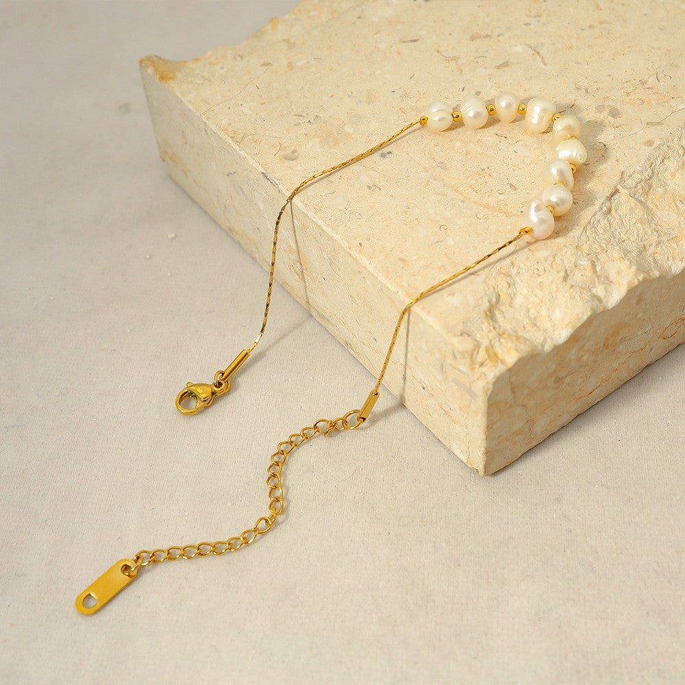 Single Line Pearl Necklace