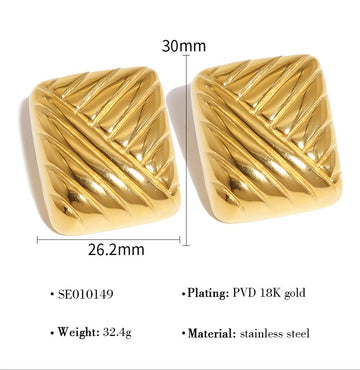 Gold Ribbed Square Earrings