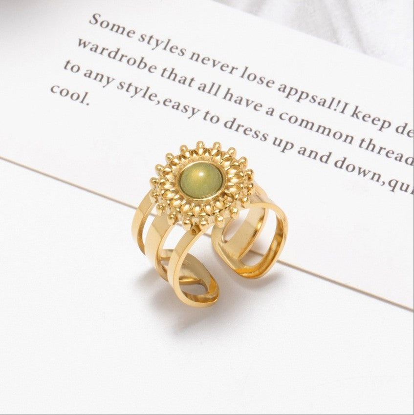 Emerald Sunburst Crown Ring-18mm